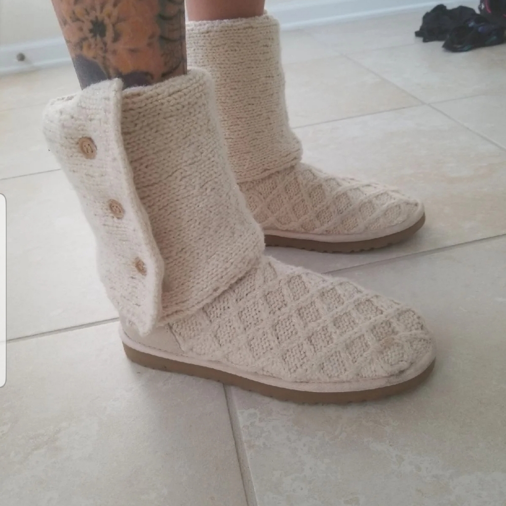 UGG cream boots size 8